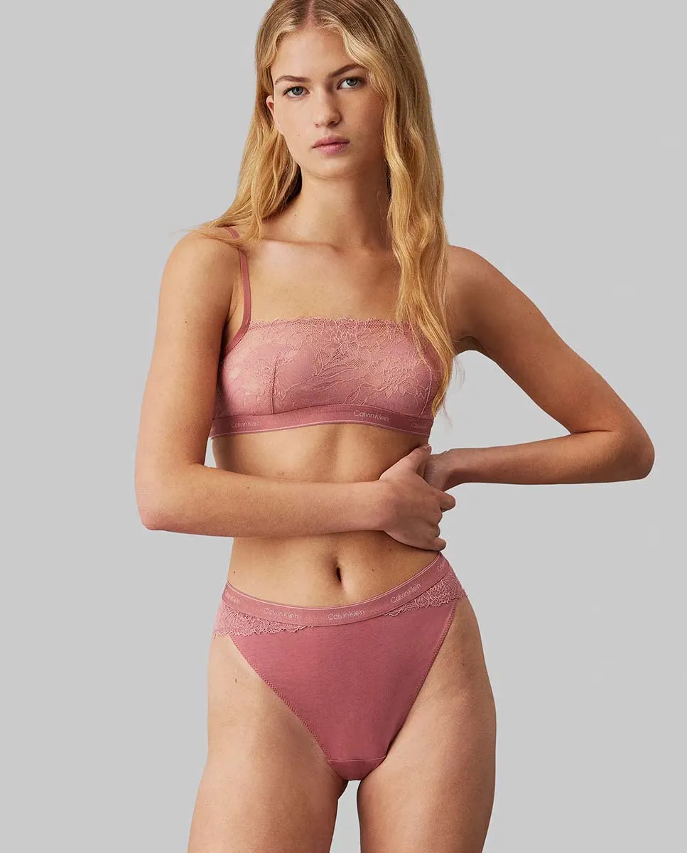 Бразильское платье с высокими штанинами – современное кружево Calvin Klein, розовый
Бразильское платье с высокими штанинами – современное кружево Calvin Klein, розовый