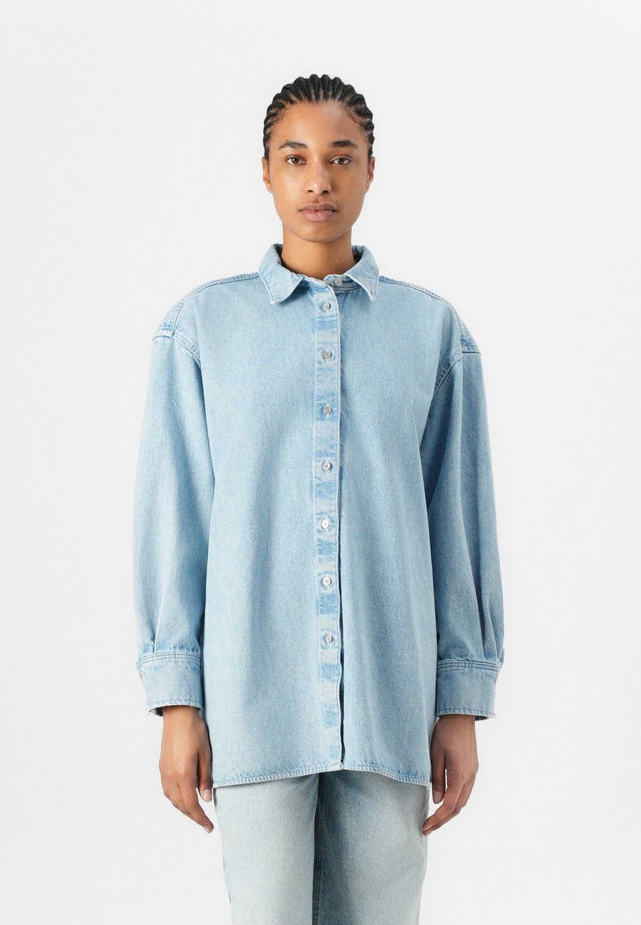 Блуза 7 for all mankind NINA OVERSHIRT FASHION, Light-Blue Denim
Блуза 7 for all mankind NINA OVERSHIRT FASHION, Light-Blue Denim