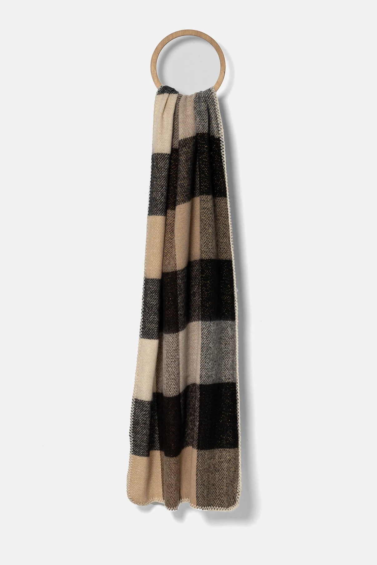 Шерстяной шарф Answear Lab, черный
Шерстяной шарф Answear Lab, черный