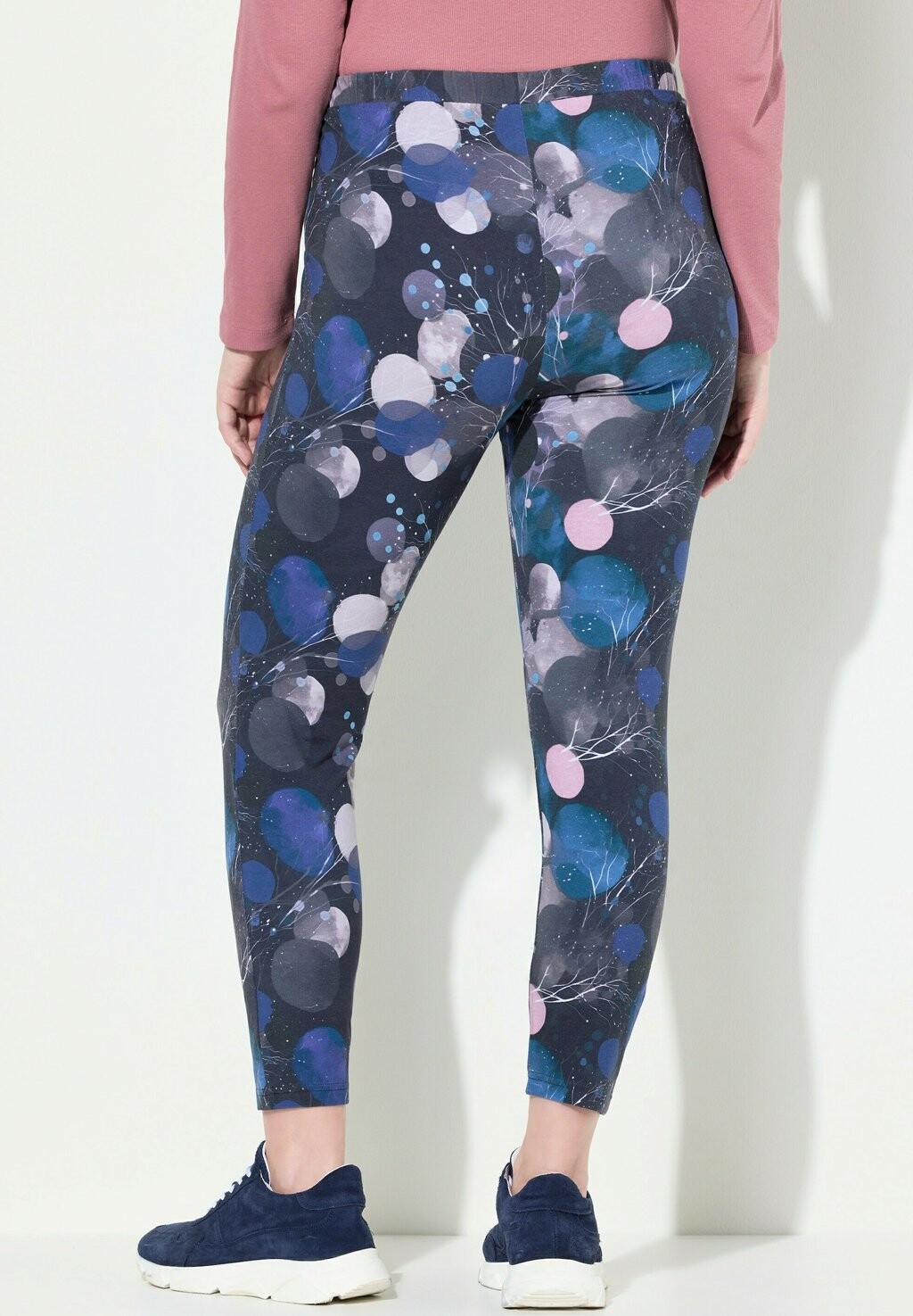 Леггинсы POLKA DOT Ulla Popken, темно-синий
Леггинсы POLKA DOT Ulla Popken, темно-синий