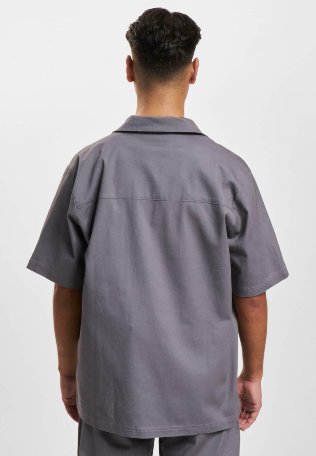 Рубашка HAMZA DEF, антрацит
Рубашка HAMZA DEF, антрацит