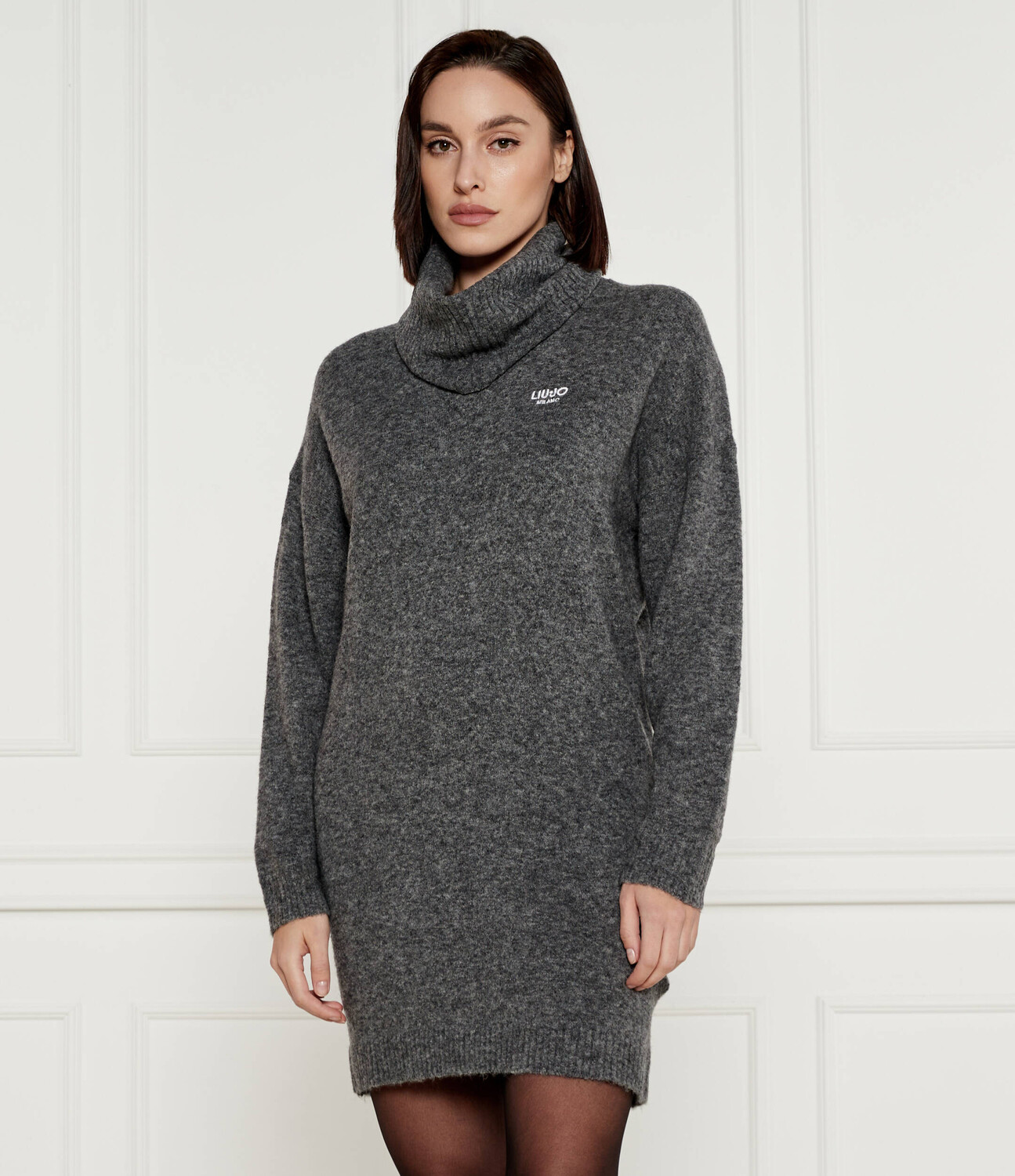 Платье Liu Jo 2 in 1, серый
Платье Liu Jo 2 in 1, серый