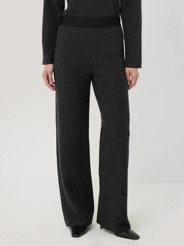 Брюки из вареной шерстяной смеси Jigsaw, темно-серый
Брюки из вареной шерстяной смеси Jigsaw, темно-серый