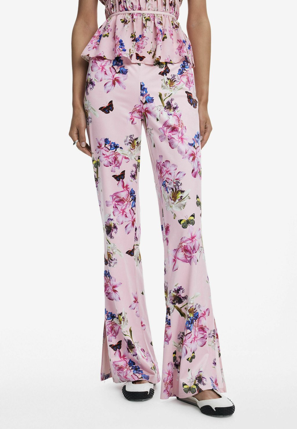 Брюки DESIGNED BY CHRISTIAN LACROIX Desigual, красный 
Брюки DESIGNED BY CHRISTIAN LACROIX Desigual, красный