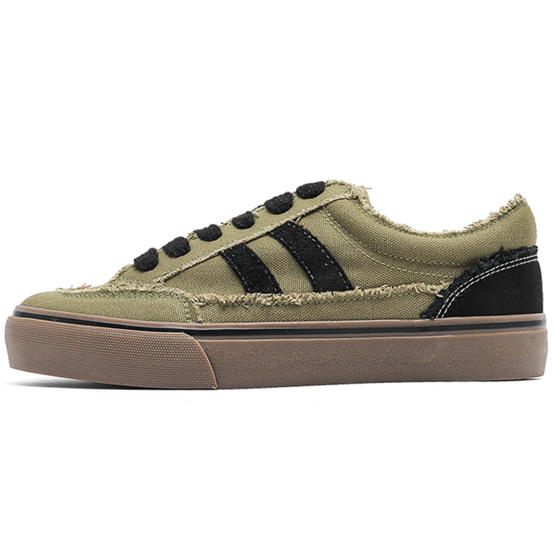 Medd Низкие парусиновые туфли мужские
Medd Низкие парусиновые туфли мужские