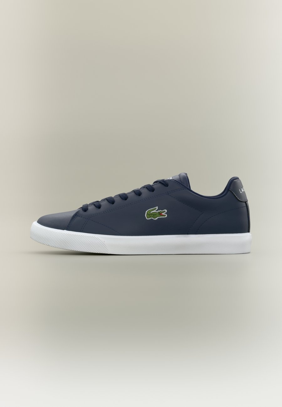 Кроссовки Lacoste LEROND SET 225, Dark Blue
Кроссовки Lacoste LEROND SET 225, Dark Blue
