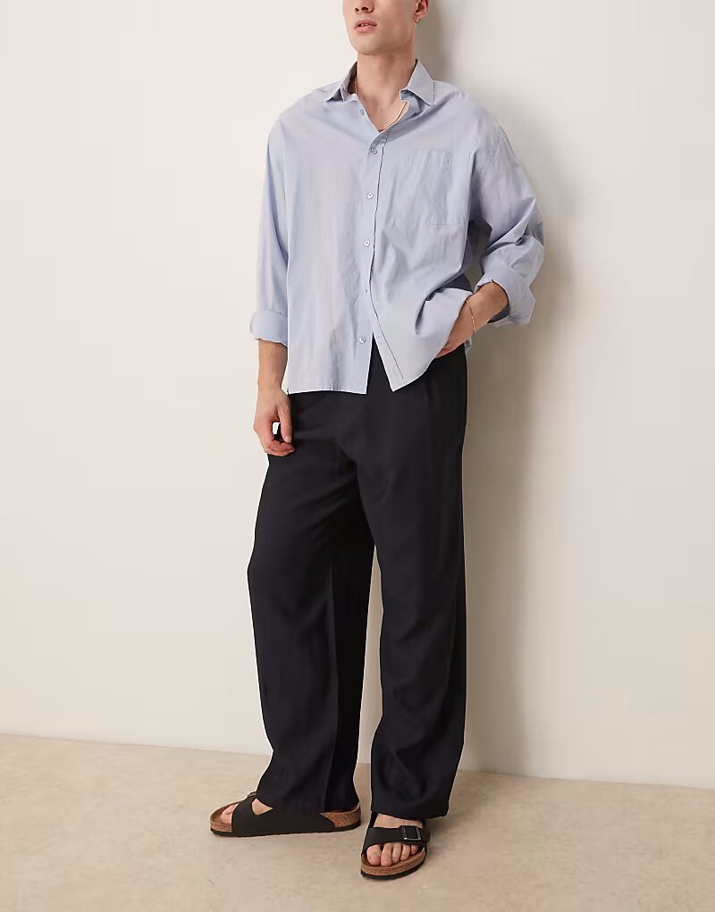 Широкие брюки темно-синего цвета Asos Design
Широкие брюки темно-синего цвета Asos Design