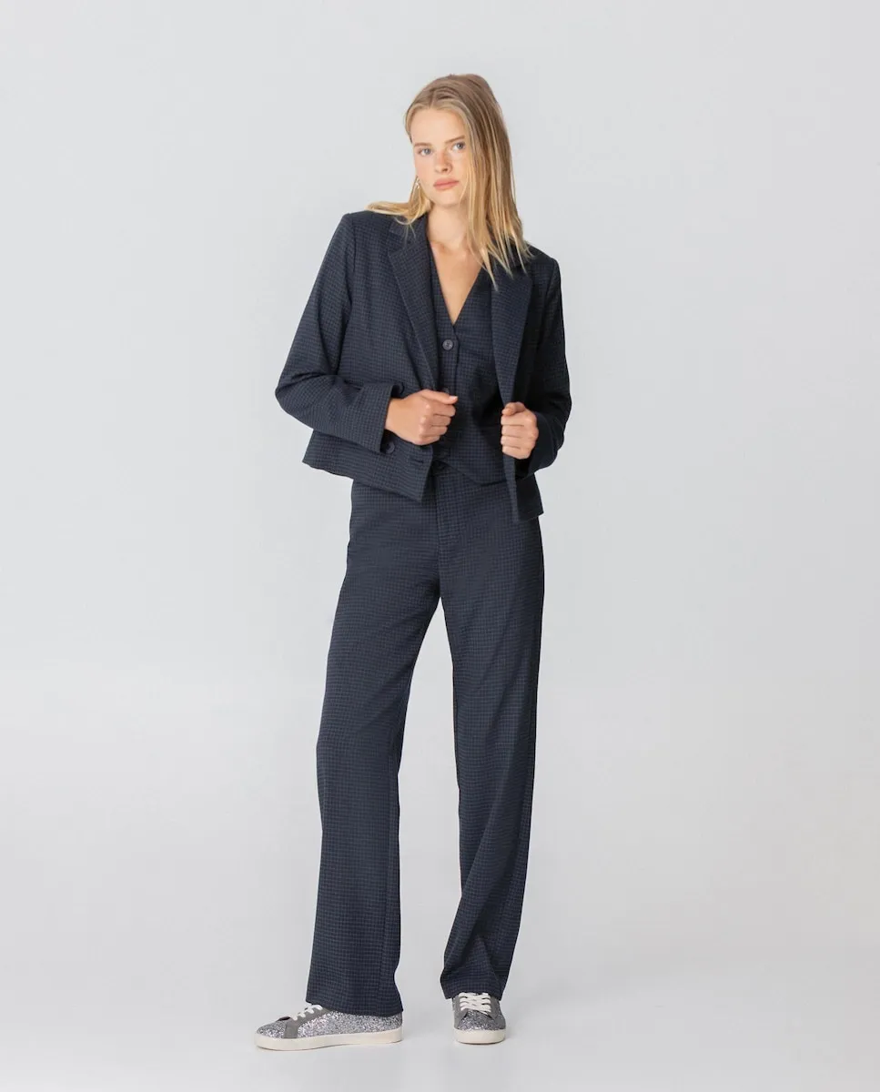 Женские деловые брюки в клетку Noon, темно-синий
Женские деловые брюки в клетку Noon, темно-синий