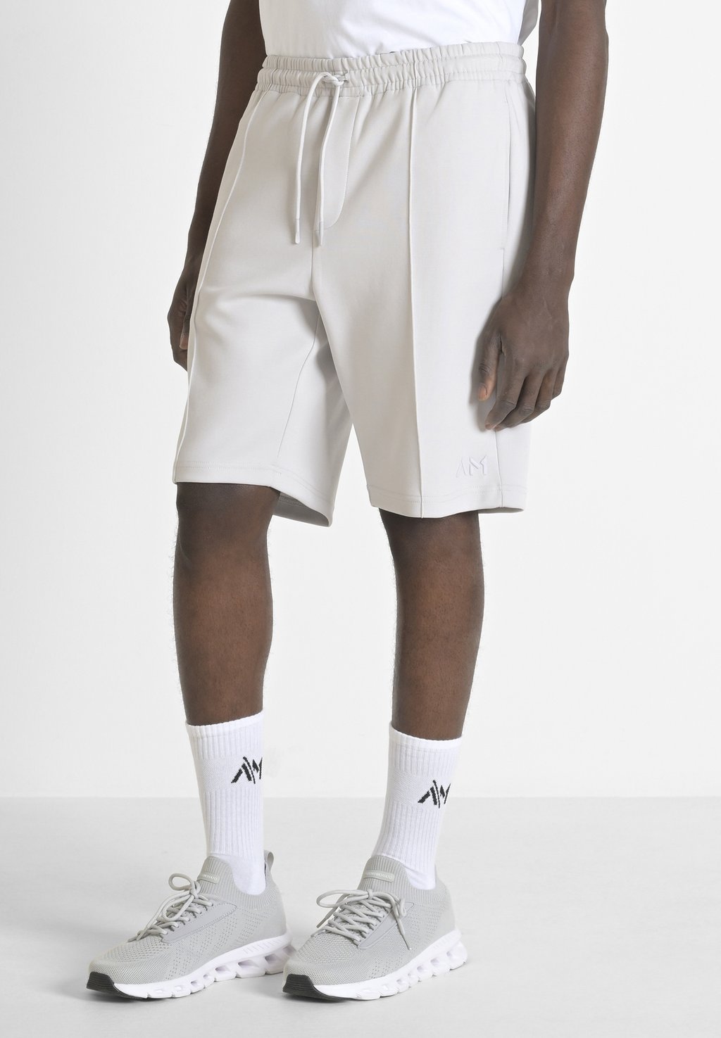 Шорты Antony Morato, светло-серый
Шорты Antony Morato, светло-серый