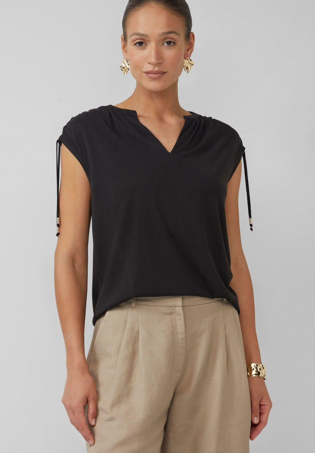 Футболка с принтом s.Oliver BLACK LABEL, черный
Футболка с принтом s.Oliver BLACK LABEL, черный