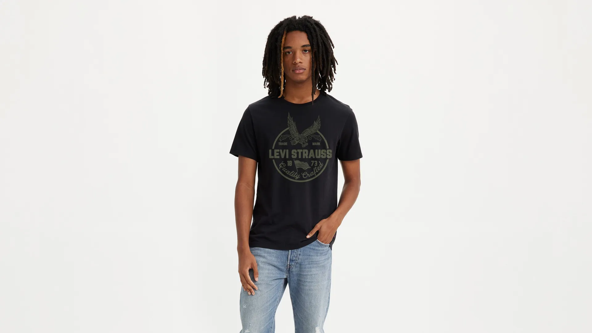 Классическая футболка с графическим рисунком Levi's, цвет American Eagle Caviar - Black
Классическая футболка с графическим рисунком Levi's, цвет American Eagle Caviar - Black
