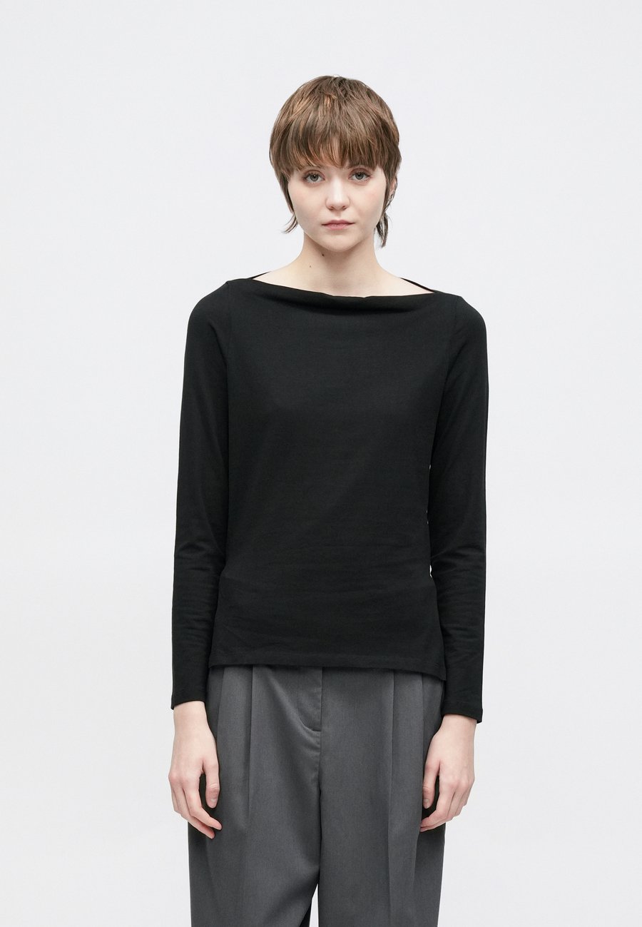 Топ ONLY ONLKISS LIFE LS BOATNECK CC JRS NOOS, Black
Топ ONLY ONLKISS LIFE LS BOATNECK CC JRS NOOS, Black