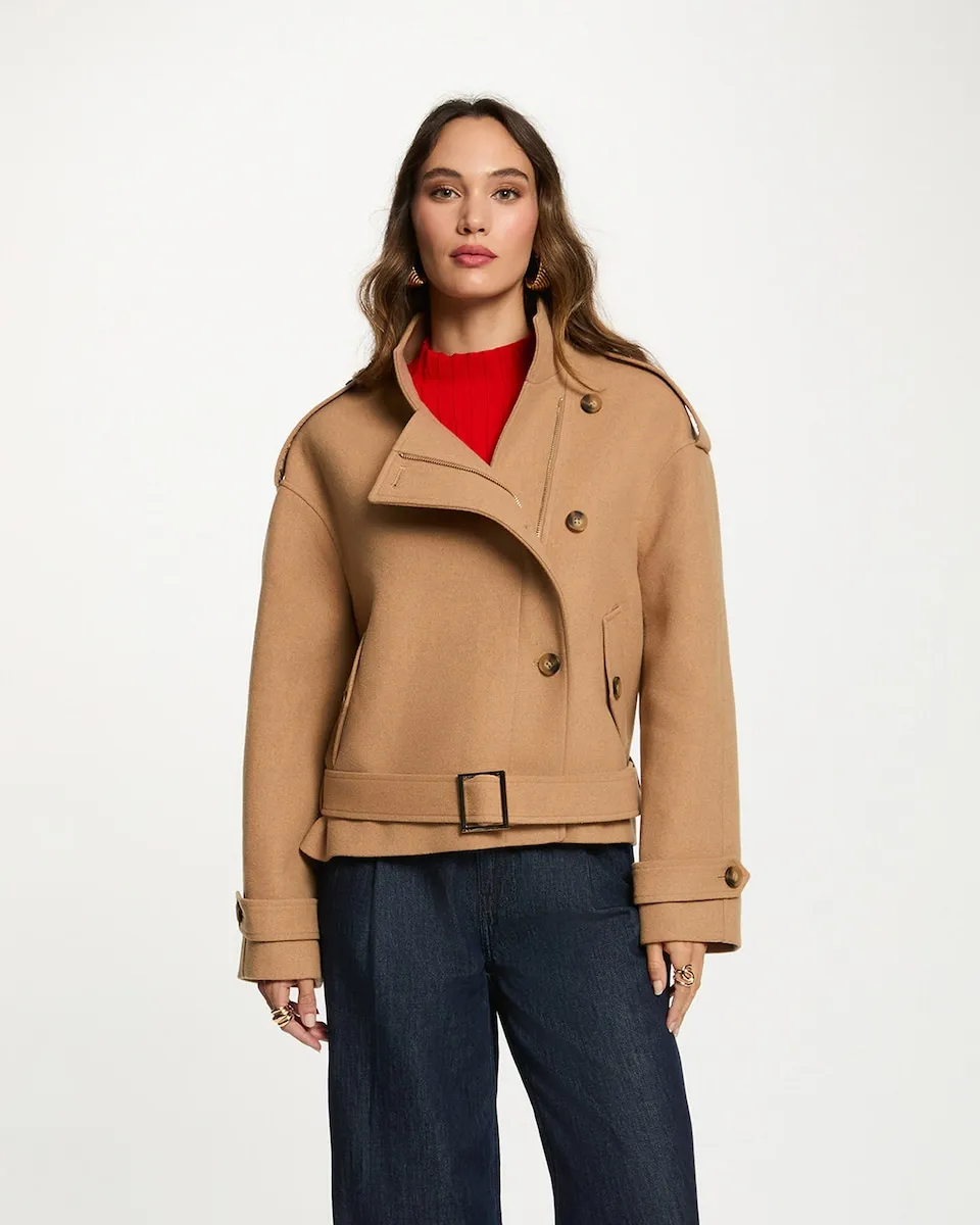 Женское короткое оверсайз пальто Morgan, песочный
Женское короткое оверсайз пальто Morgan, песочный