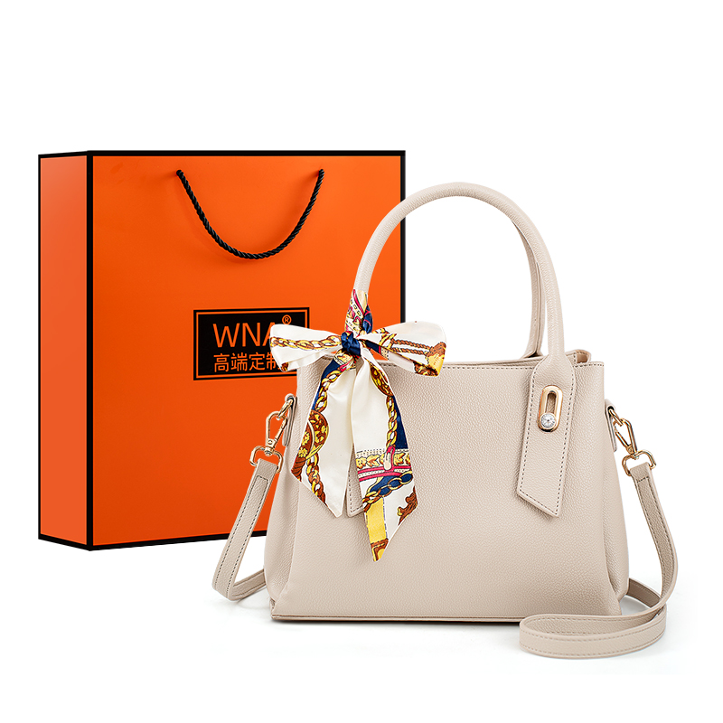 Vigno Синтетическая кожаная женская сумка через плечо абрикос, Apricot
Vigno Синтетическая кожаная женская сумка через плечо абрикос, Apricot