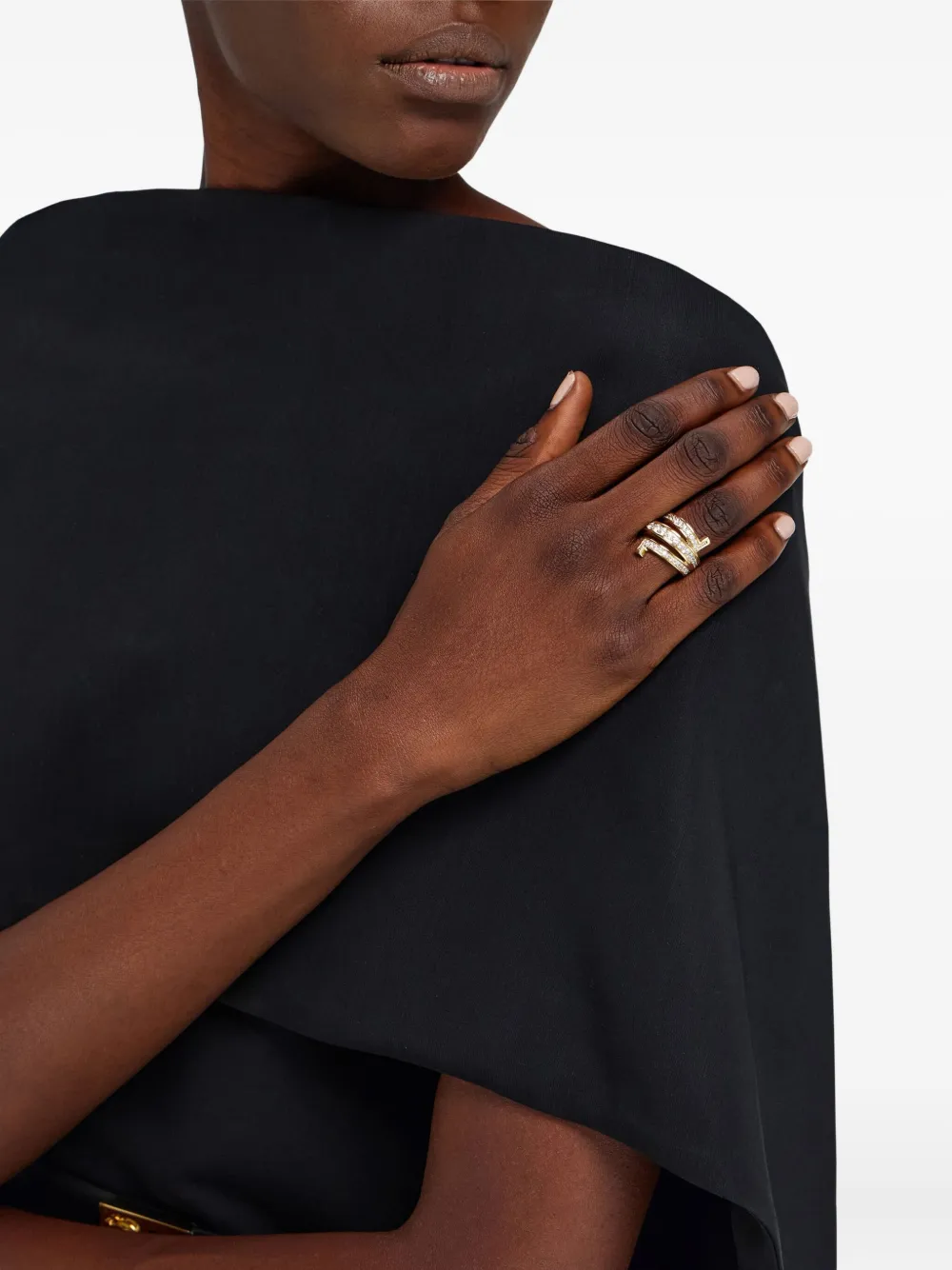 Тройное кольцо Ганчини Ferragamo
Тройное кольцо Ганчини Ferragamo