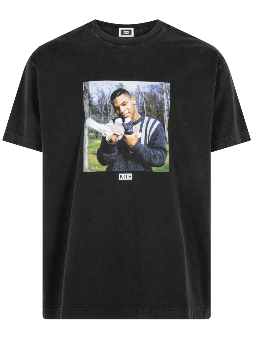 Футболка из коллаборации с Mike Tyson KITH, черный
Футболка из коллаборации с Mike Tyson KITH, черный