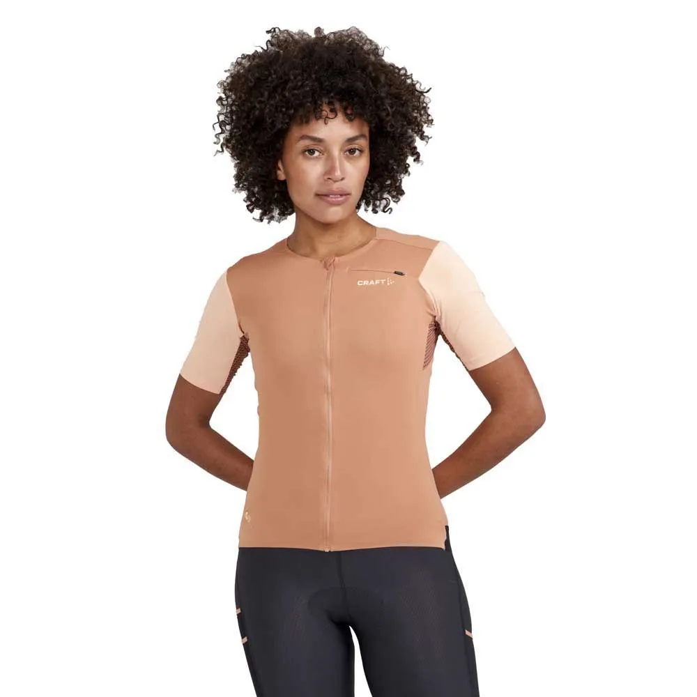 Джерси с коротким рукавом Craft Pro Gravel, оранжевый
Джерси с коротким рукавом Craft Pro Gravel, оранжевый