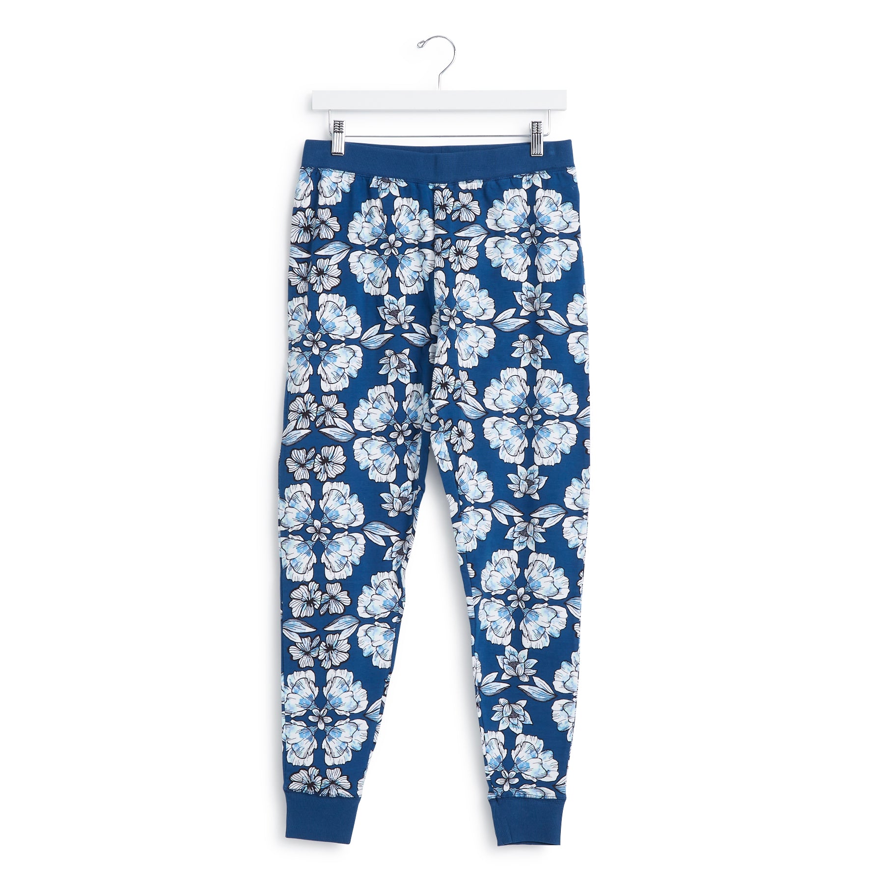 Пижамные штаны Jogger из смеси хлопка Outlet Vera Bradley, цвет dive floral medallion
Пижамные штаны Jogger из смеси хлопка Outlet Vera Bradley, цвет dive floral medallion