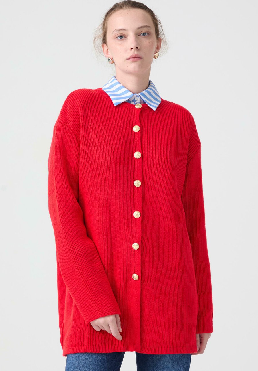 Кардиган Touché Privé Cardigan, Red
Кардиган Touché Privé Cardigan, Red