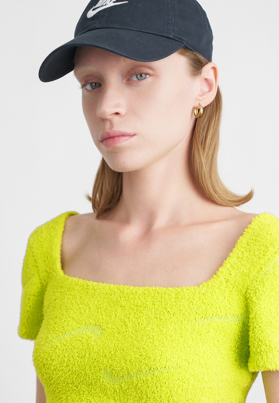 Футболка Nike Sportswear CROP, Cyber/Neon Yellow, Желтый, Футболка Nike Sportswear CROP, Cyber/Neon Yellow
Футболка Nike Sportswear CROP, Cyber/Neon Yellow, Желтый, Футболка Nike Sportswear CROP, Cyber/Neon Yellow