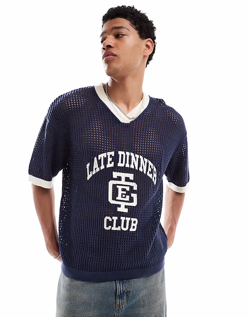 Футболка Bershka из трикотажной сетки в стиле позднего клуба темно-синего цвета
Футболка Bershka из трикотажной сетки в стиле позднего клуба темно-синего цвета