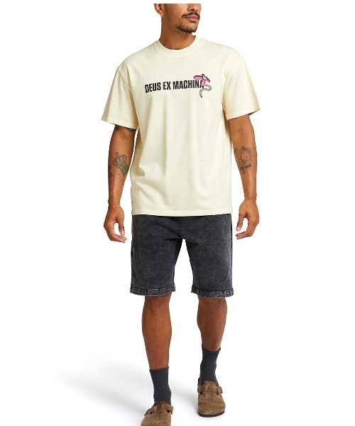 Футболка, кремовая DEUS EX MACHINA
Футболка, кремовая DEUS EX MACHINA
