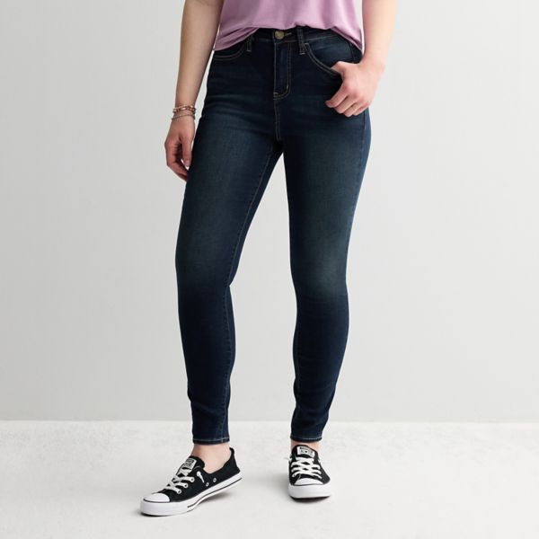 Юниорские леггинсы с высокой талией и изгибами So, цвет dark
Юниорские леггинсы с высокой талией и изгибами So, цвет dark