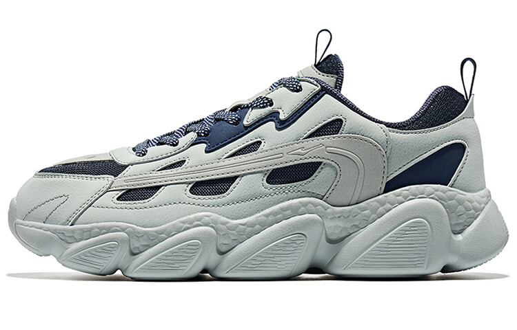 Мужские кроссовки Lifestyle с низким верхом, светло-серый/темно-синий Erke
Мужские кроссовки Lifestyle с низким верхом, светло-серый/темно-синий Erke