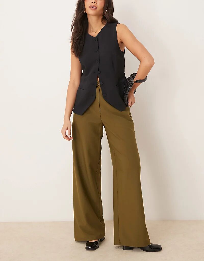 Свободные брюки прямого кроя в оливковом цвете ASOS DESIGN
Свободные брюки прямого кроя в оливковом цвете ASOS DESIGN