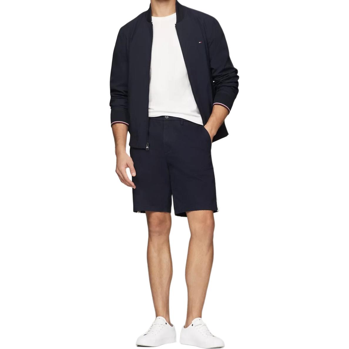 Tommy Hilfiger Повседневные шорты мужские морской синий
Tommy Hilfiger Повседневные шорты мужские морской синий