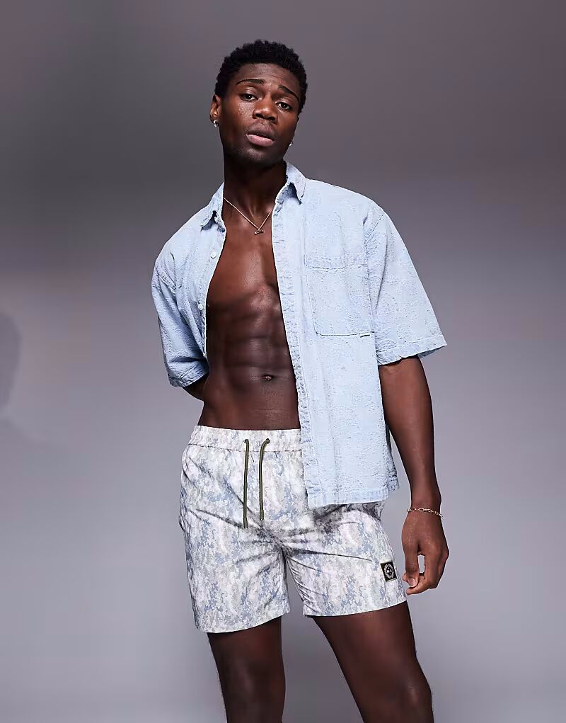 Купальники-шорты Marshall Artist с выцветшим камуфляжным принтом, многоцветные
Купальники-шорты Marshall Artist с выцветшим камуфляжным принтом, многоцветные