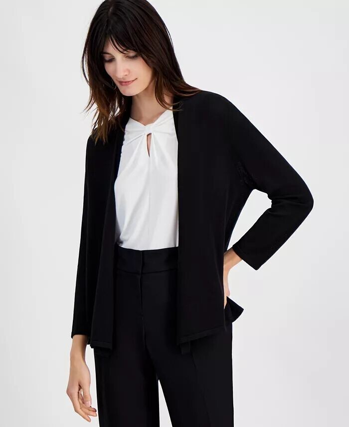 Женский однотонный свитер-кардиган А-силуэта с мягким краем Kasper, черный
Женский однотонный свитер-кардиган А-силуэта с мягким краем Kasper, черный