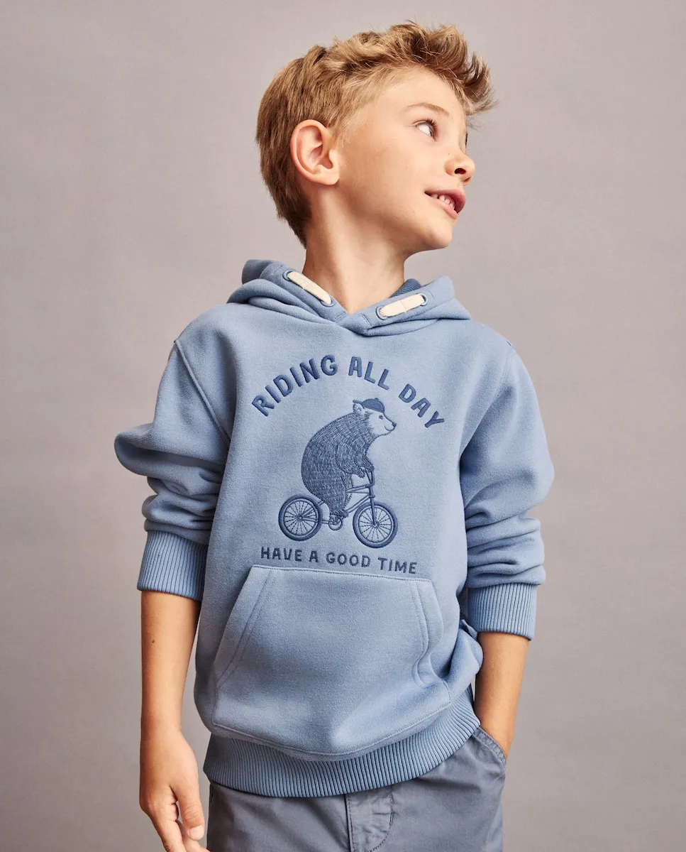 Худи с капюшоном, карманом-кенгуру и фантазийным принтом для мальчиков Coconut El Corte Inglés, темно-синий
Худи с капюшоном, карманом-кенгуру и фантазийным принтом для мальчиков Coconut El Corte Inglés, темно-синий