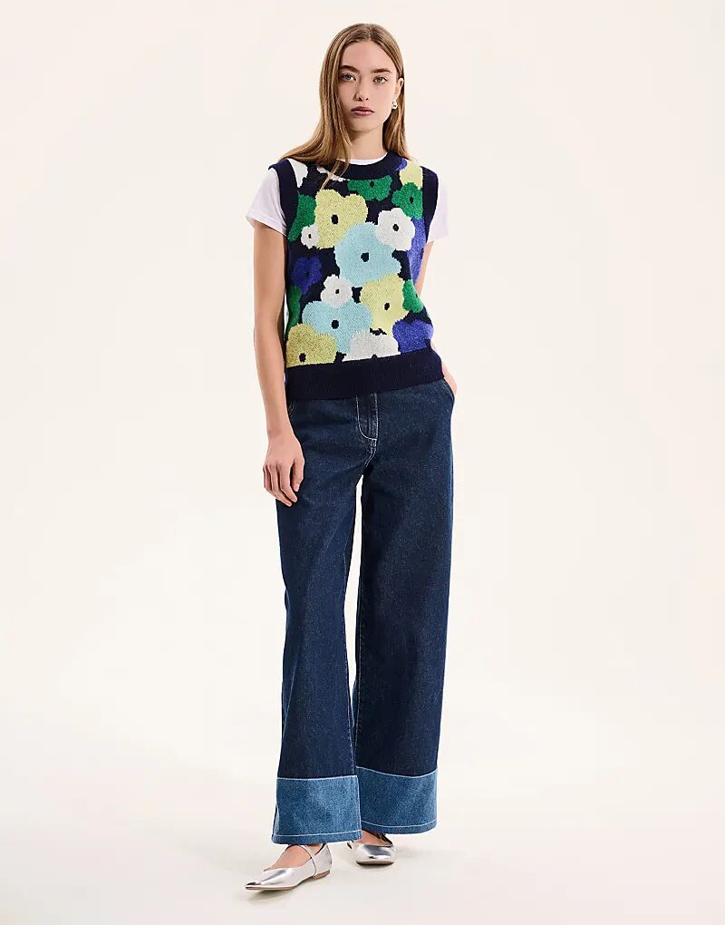 Синий жилет-бобби с цветочным принтом OMNES
Синий жилет-бобби с цветочным принтом OMNES