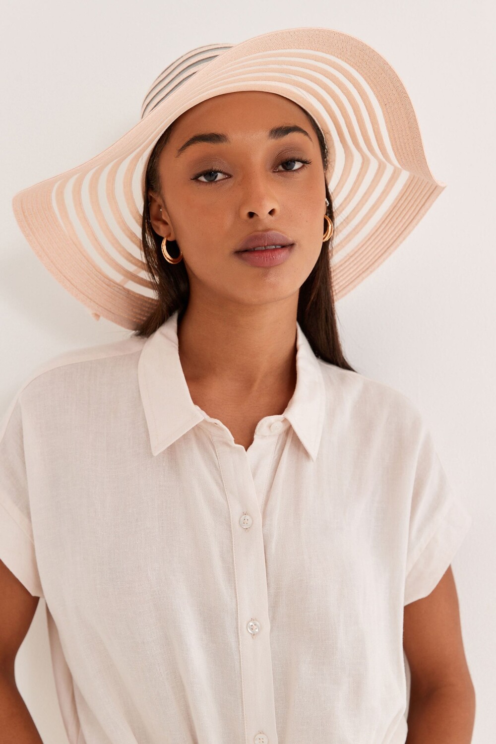 Шляпа для особых случаев Next, розовый
Шляпа для особых случаев Next, розовый