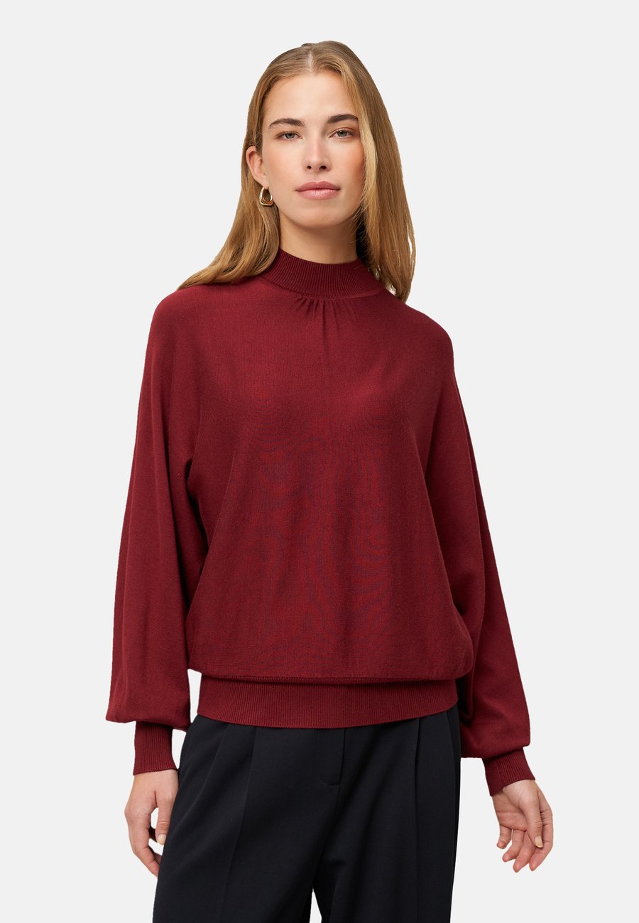 Джемпер zero MIT STEHKRAGEN, Cabernet/Red
Джемпер zero MIT STEHKRAGEN, Cabernet/Red