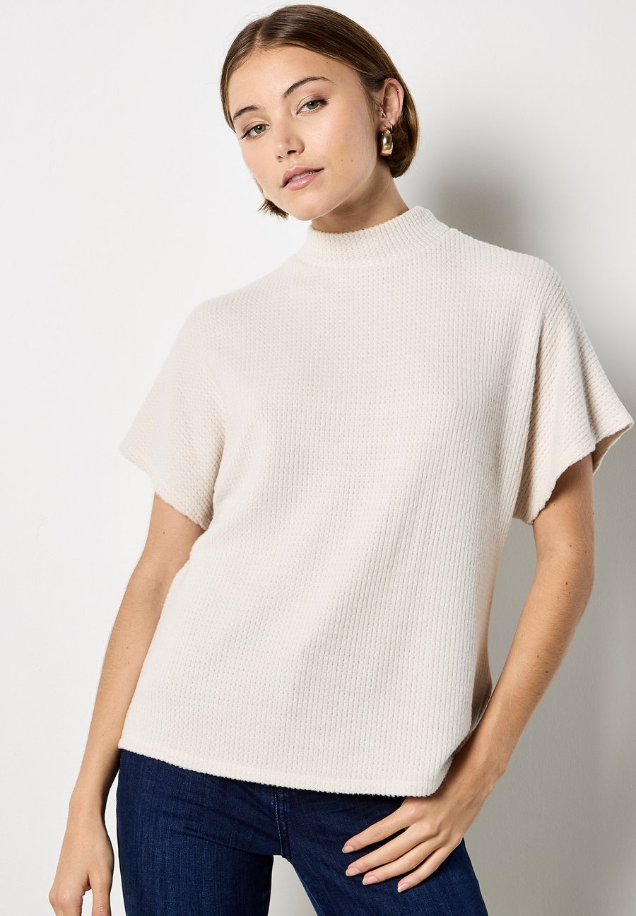 Футболка Apricot BATWICK , Stone
Футболка Apricot BATWICK , Stone