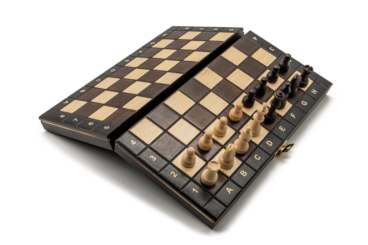 Маленькие магнитные шахматы, логическая игра, Шахматы Журека, коричневые Szachy Żurek
Маленькие магнитные шахматы, логическая игра, Шахматы Журека, коричневые Szachy Żurek