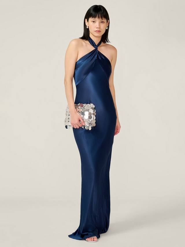 Платье макси Arles с запахом на шее из сатина OMNES, Navy
Платье макси Arles с запахом на шее из сатина OMNES, Navy
