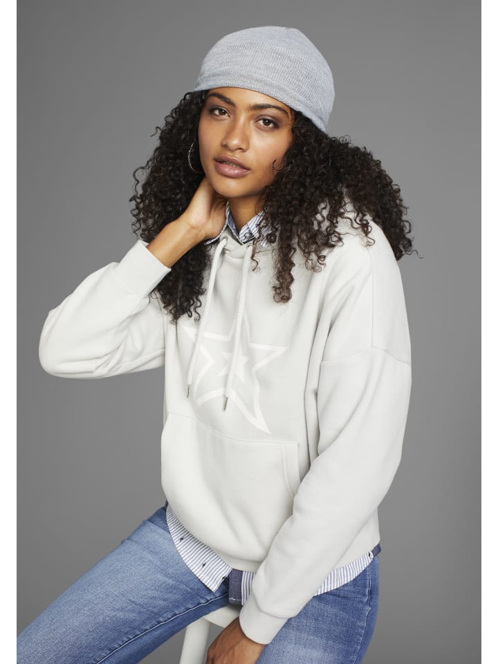 Шапка Laura Scott
Шапка Laura Scott