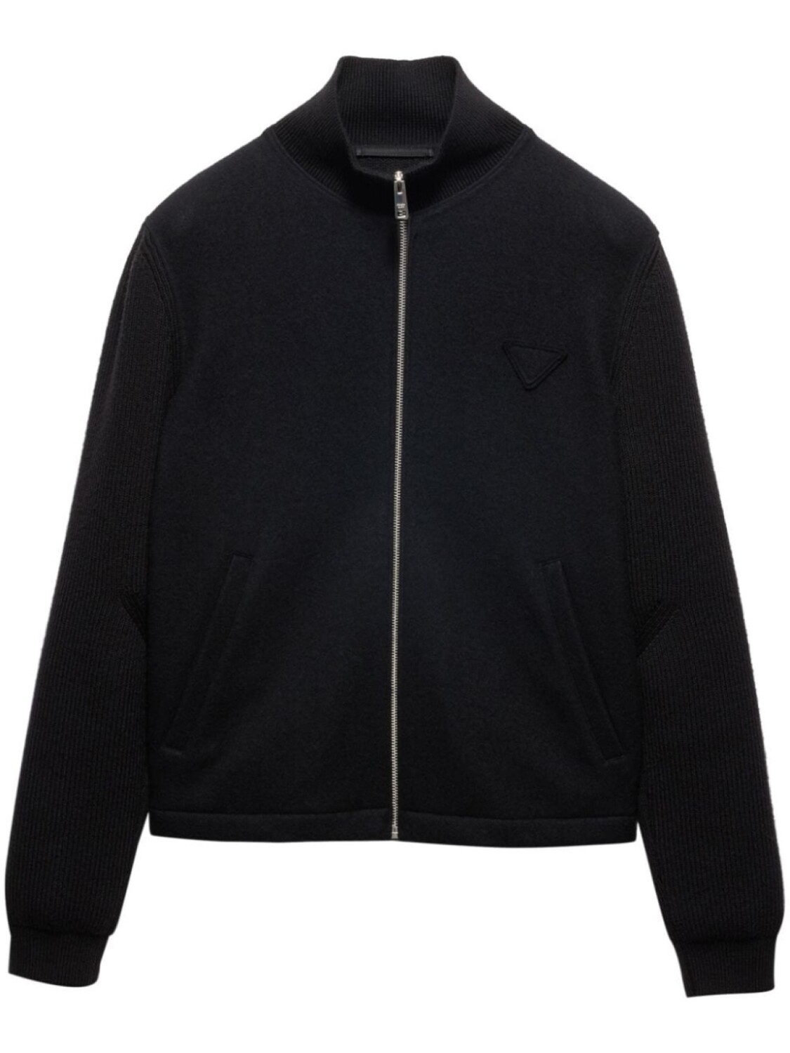 Prada кардиган на молнии из смеси шерсти и кашемира, черный
Prada кардиган на молнии из смеси шерсти и кашемира, черный