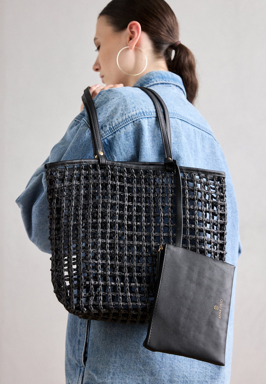 Сумка-тоут SET Anna Field, черный
Сумка-тоут SET Anna Field, черный