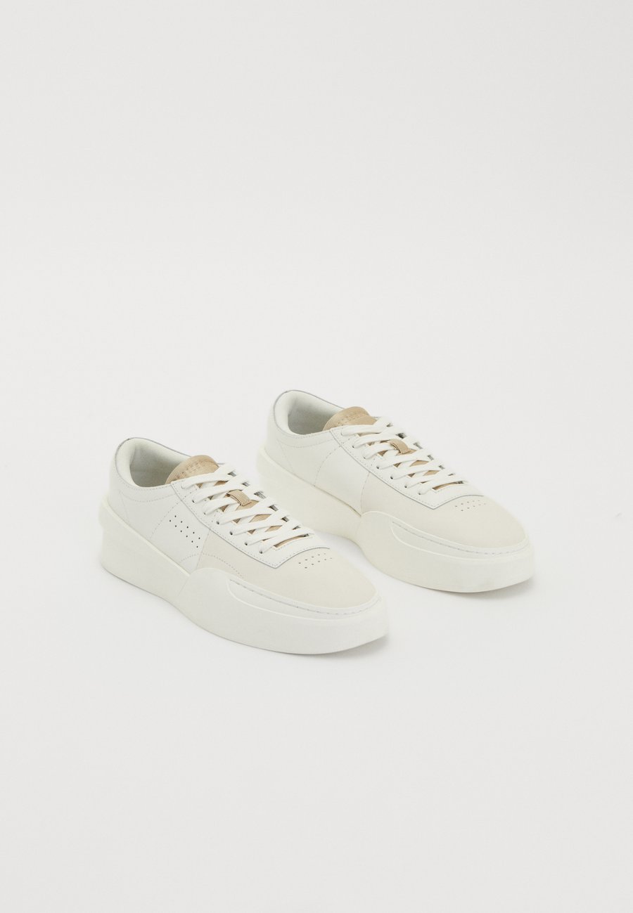 Кроссовки Lacoste AURA CLUB, Off-White
Кроссовки Lacoste AURA CLUB, Off-White