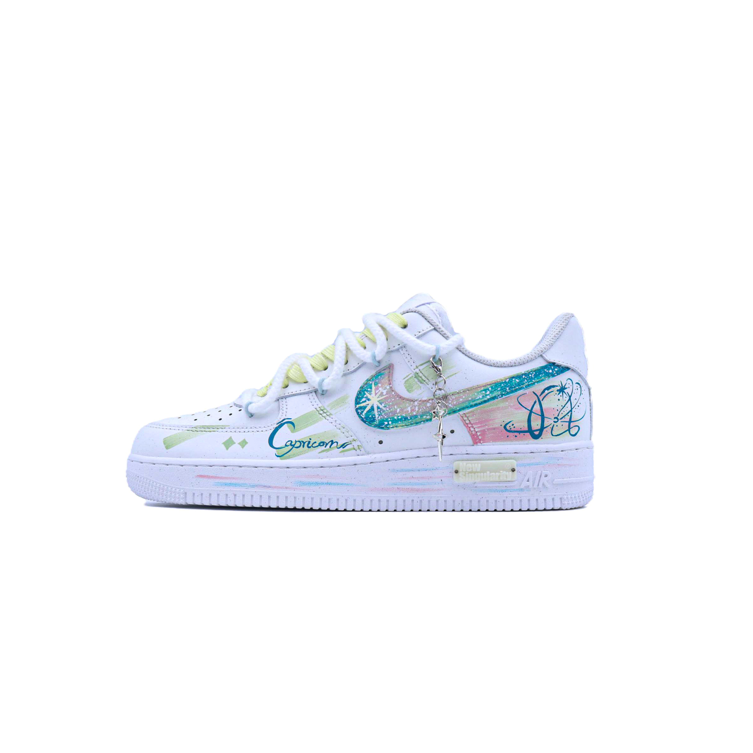 Air Force 1 Singularity, 12 Constellation Capricorn устойчивые к истиранию, легкие и дышащие лоу-топы Nike, белый синий зеленый
Air Force 1 Singularity, 12 Constellation Capricorn устойчивые к истиранию, легкие и дышащие лоу-топы Nike, белый синий зеленый