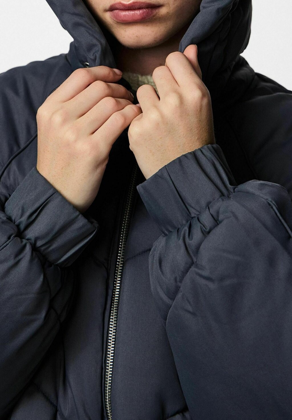 Зимнее пальто PCNOCELYN Pieces, сине-серый
Зимнее пальто PCNOCELYN Pieces, сине-серый