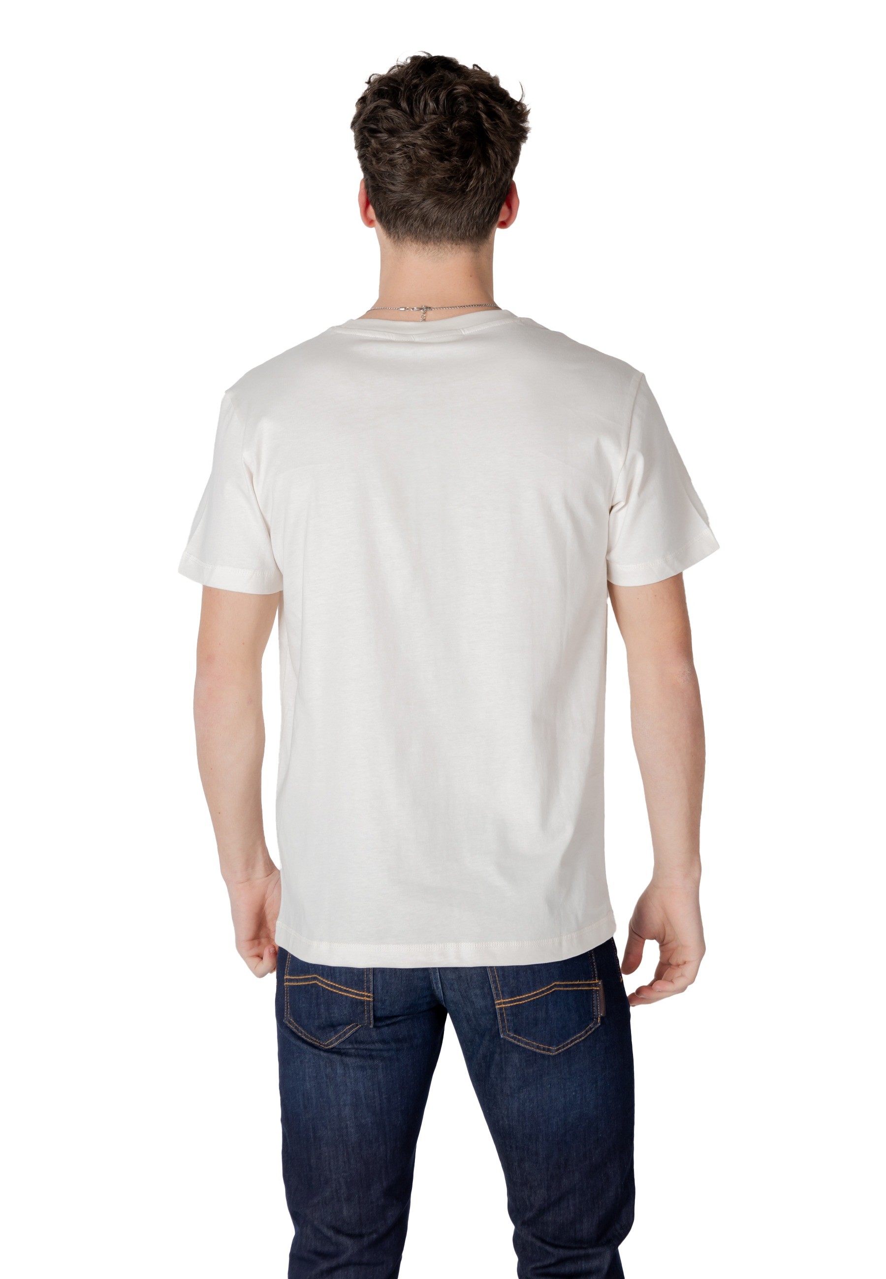 Футболка Calvin Klein Jeans
Футболка Calvin Klein Jeans