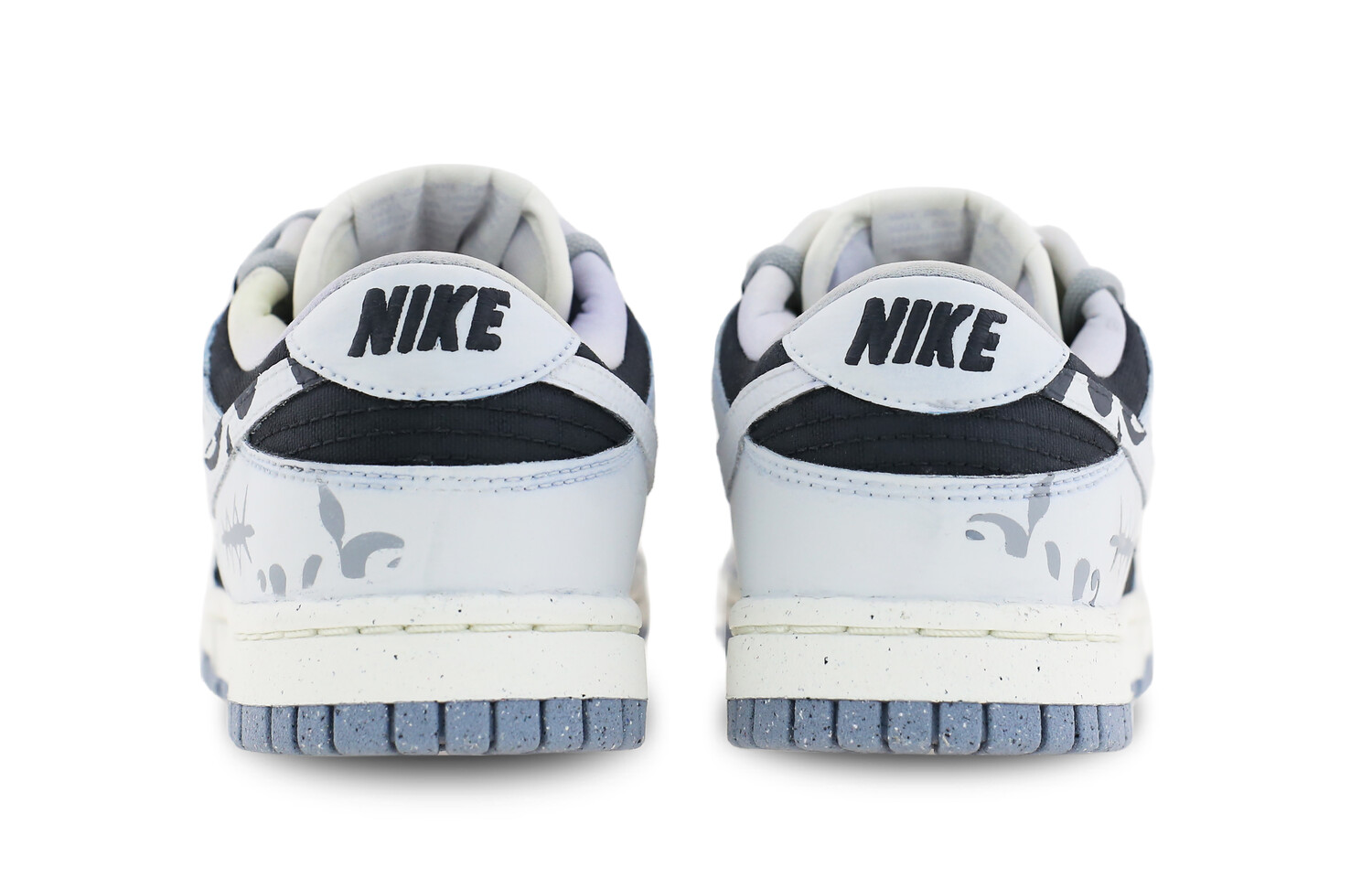 Кроссовки Nike Dunk Skateboarding Shoes Unisex Low-top Black, светло-серый
Кроссовки Nike Dunk Skateboarding Shoes Unisex Low-top Black, светло-серый