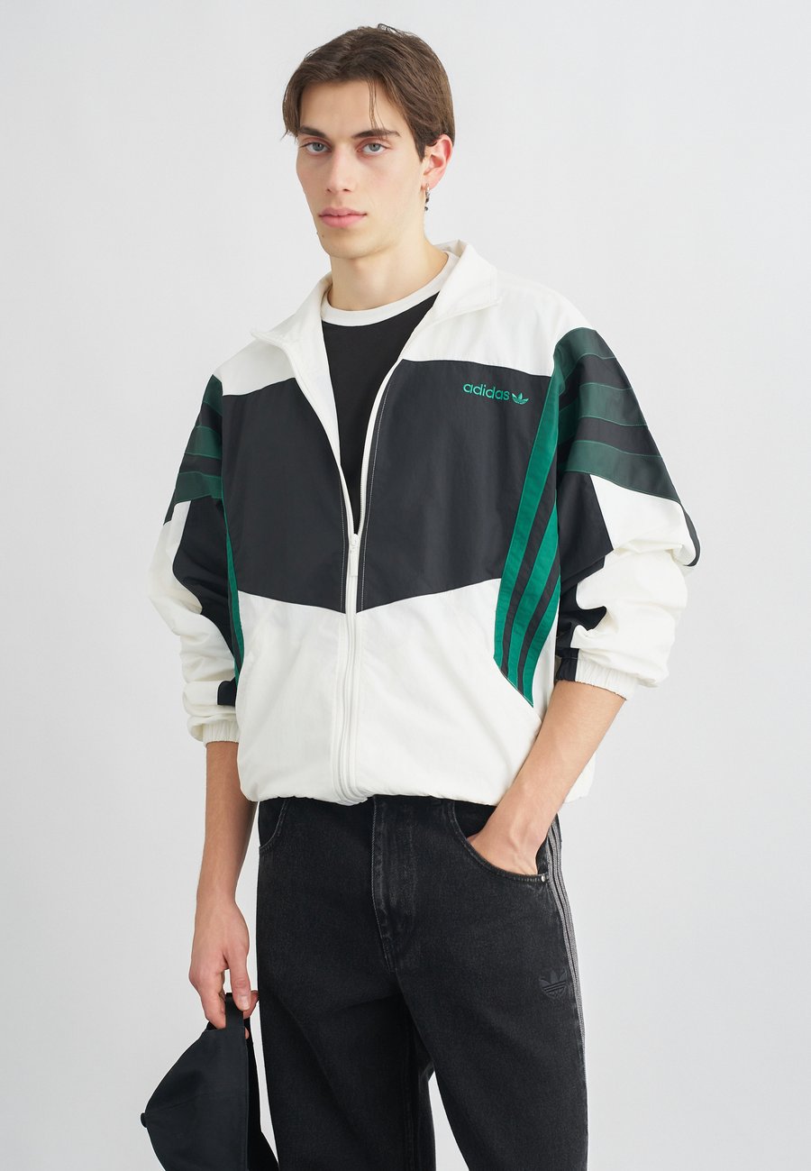 Куртка Adidas Originals SANTIAGO, Off-White
Куртка Adidas Originals SANTIAGO, Off-White