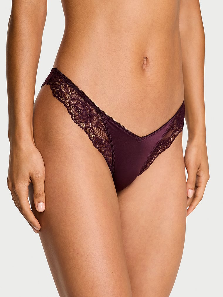 Трусики-Стринги с высоким вырезом бедра и отделкой из розового кружева Very Sexy, lace trim winter wine
Трусики-Стринги с высоким вырезом бедра и отделкой из розового кружева Very Sexy, lace trim winter wine