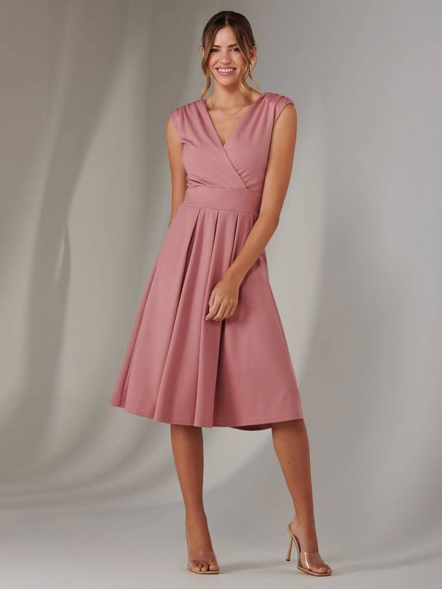 Плиссированное платье без рукавов Jolie Moi, цвет Dusty Pink
Плиссированное платье без рукавов Jolie Moi, цвет Dusty Pink